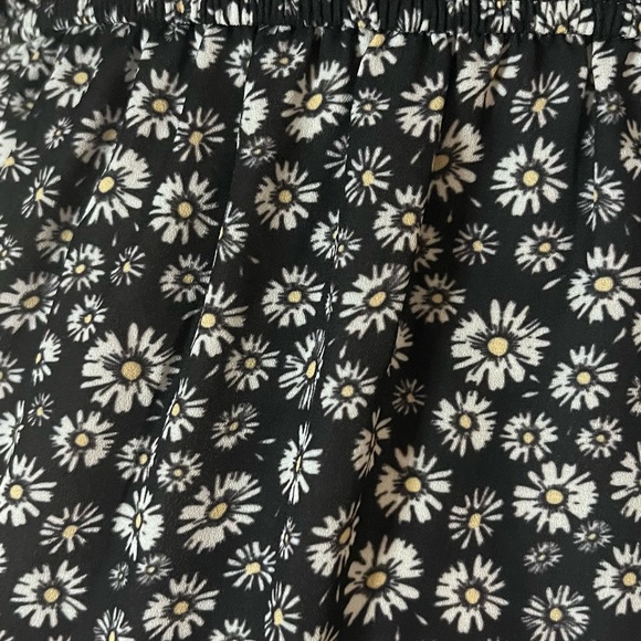 Floral printed romper - Picture 5 of 8